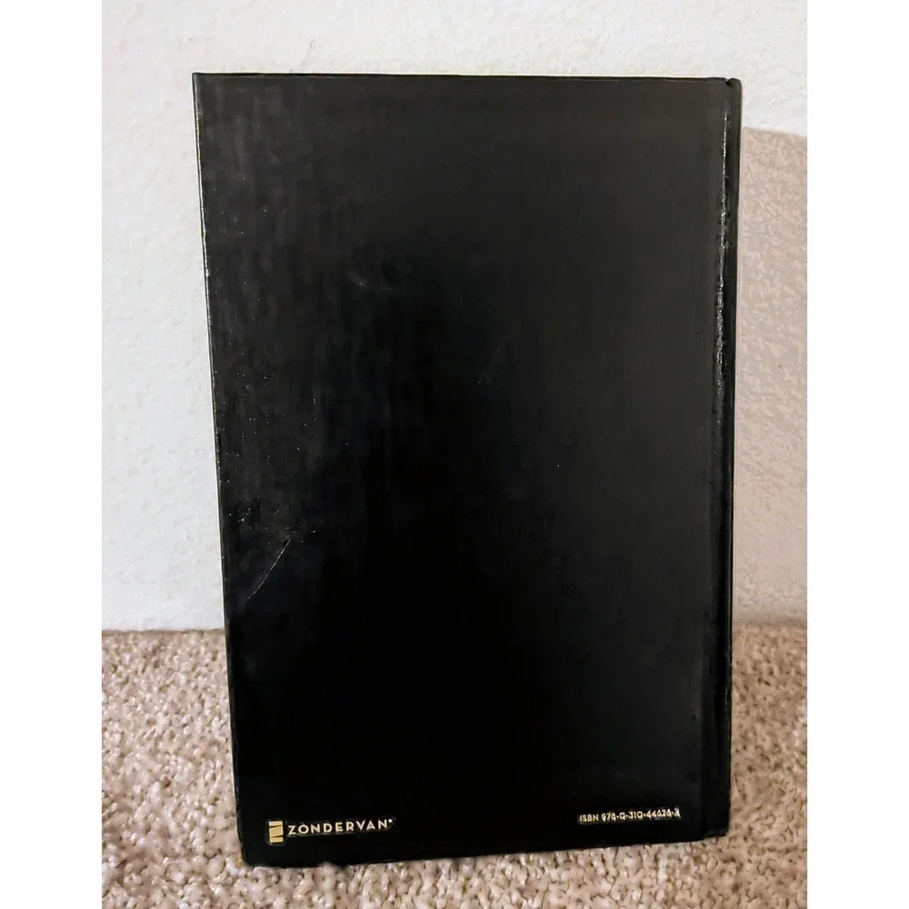 NIV Holy Bible New International Version Black‎ Hardcover Zondervan